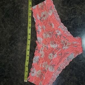 Pink cheekster panty large